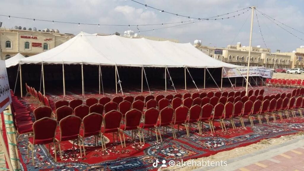ركن العالمي لتنظيم المعارض والحفلات وتجهيز الخيام، مع تأجير الكرفانات والمولدات والشاشات والمسارح، وتوفير خدمات التصوير والضيافة.